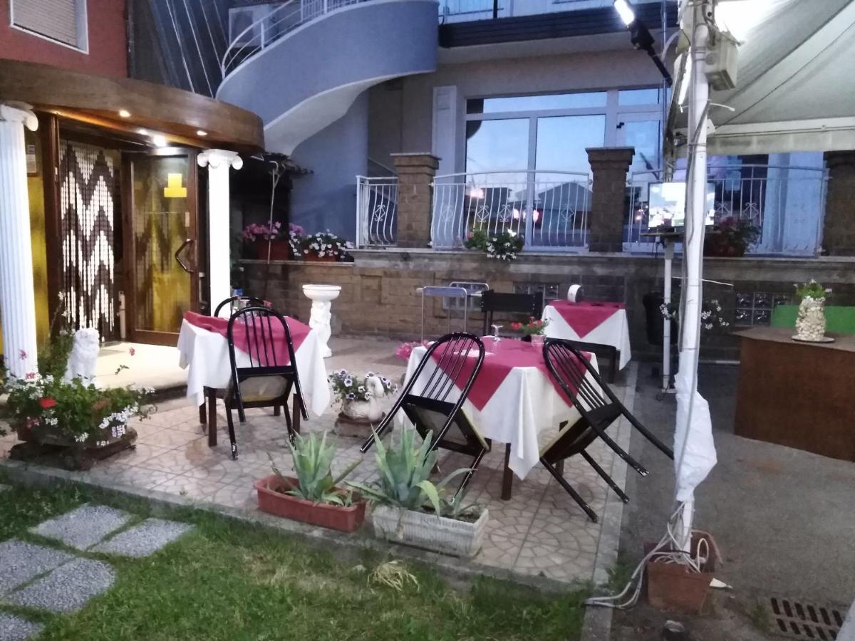 Hotel La Carina 그로타미나르다 외부 사진