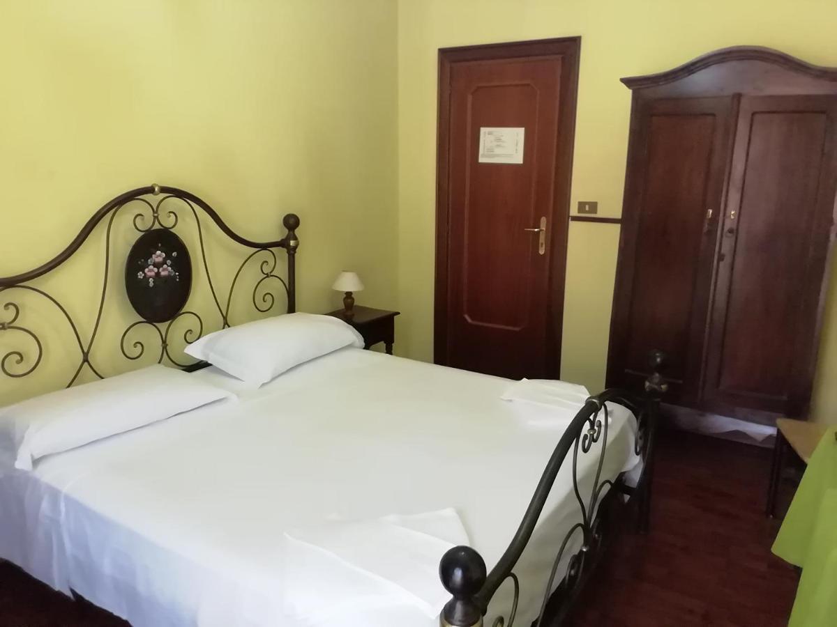 Hotel La Carina 그로타미나르다 외부 사진